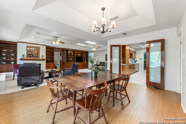 Image 14 of 50 For 3523 Red Oak