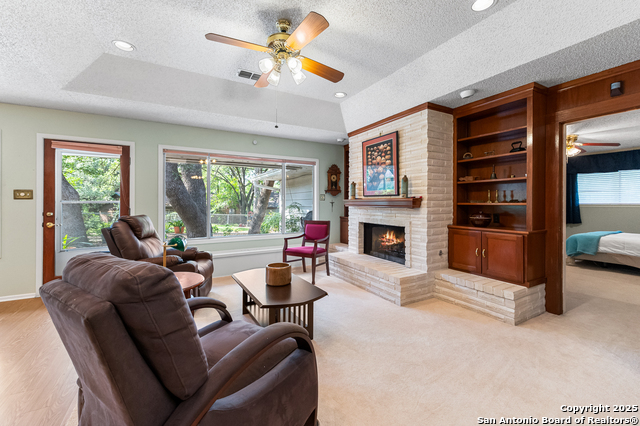 Image 17 of 50 For 3523 Red Oak