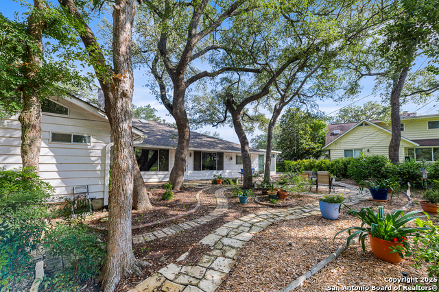 Image 24 of 50 For 3523 Red Oak