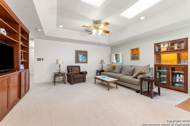 Image 7 of 50 For 3523 Red Oak