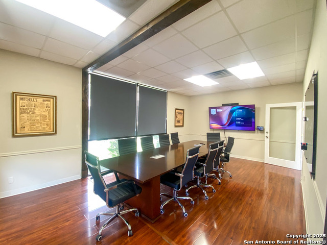 Listing photo id 6 for 1844 Lockhill Selma Rd 101