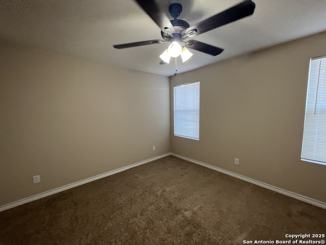 Image 12 of 27 For 4812 Appleseed Court