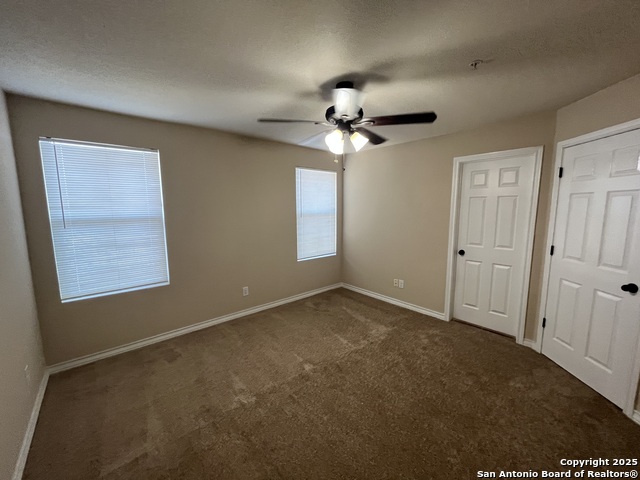 Image 13 of 27 For 4812 Appleseed Court