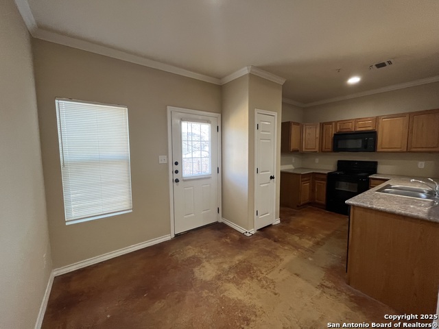 Image 6 of 27 For 4812 Appleseed Court