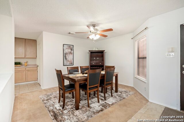 Image 13 of 27 For 7822 Sandpiper Park