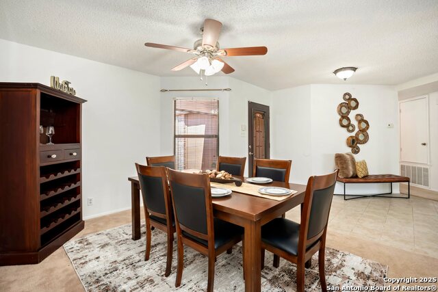 Image 14 of 27 For 7822 Sandpiper Park