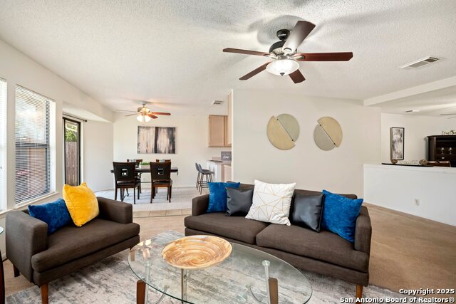 Image 4 of 27 For 7822 Sandpiper Park