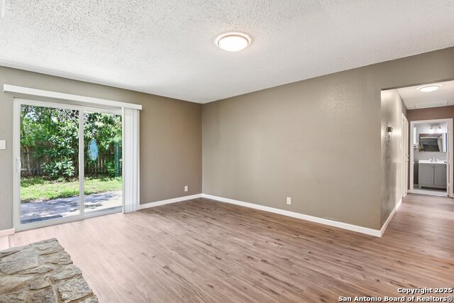 Image 18 of 40 For 6935 Brookfield