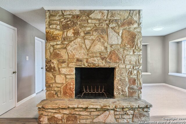 Image 21 of 40 For 6935 Brookfield