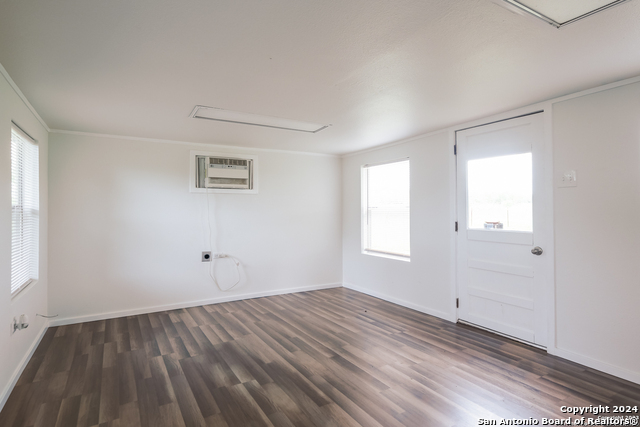 Image 10 of 27 For 5515 Fm 462  
