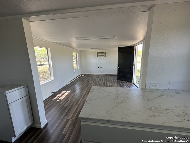 Image 5 of 27 For 5515 Fm 462  