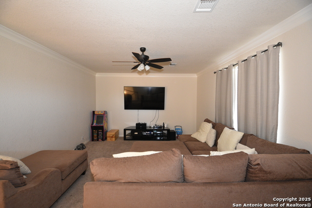 Image 17 of 31 For 21027 Las Lomas