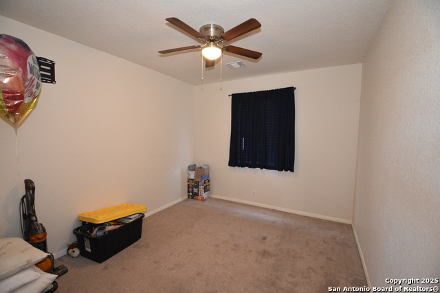 Image 22 of 31 For 21027 Las Lomas