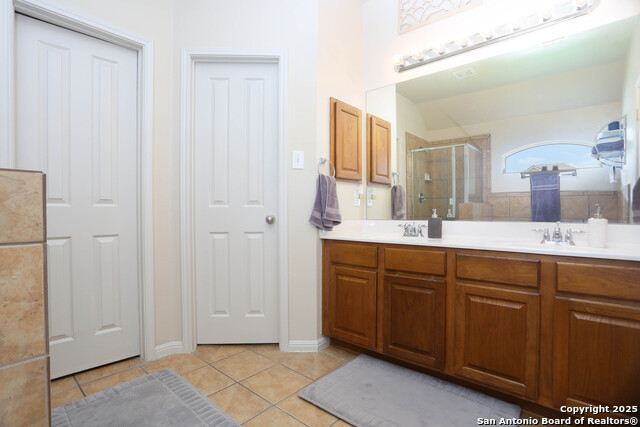 Image 15 of 27 For 8803 Shuteye Peak