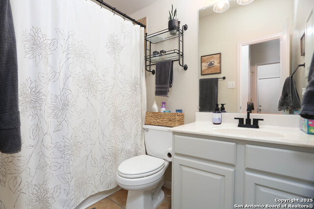 Image 17 of 27 For 8803 Shuteye Peak