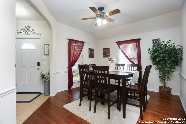 Image 5 of 27 For 8803 Shuteye Peak