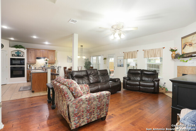 Image 8 of 27 For 8803 Shuteye Peak