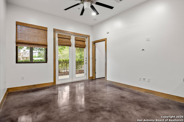 Image 9 of 29 For 1542 Alamo St N 107