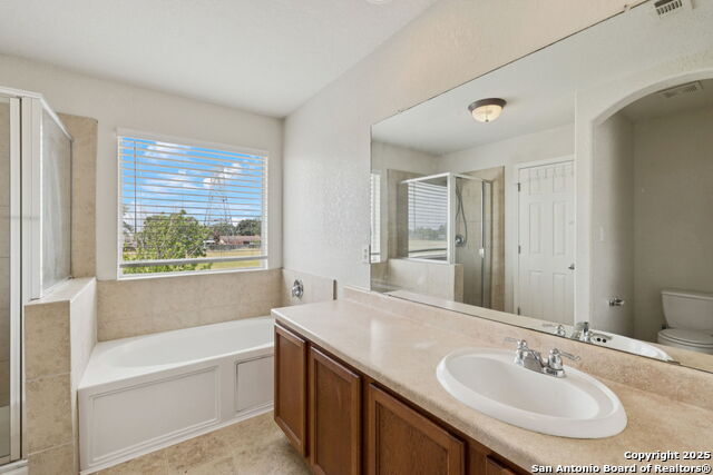Listing photo id 16 for 9246 Everton