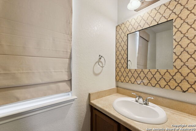 Listing photo id 20 for 9246 Everton