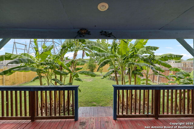 Listing photo id 21 for 9246 Everton