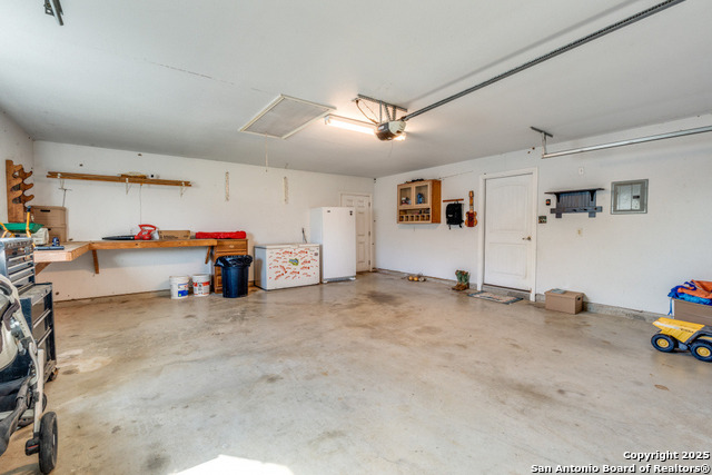 Image 11 of 13 For 812 Riviere  