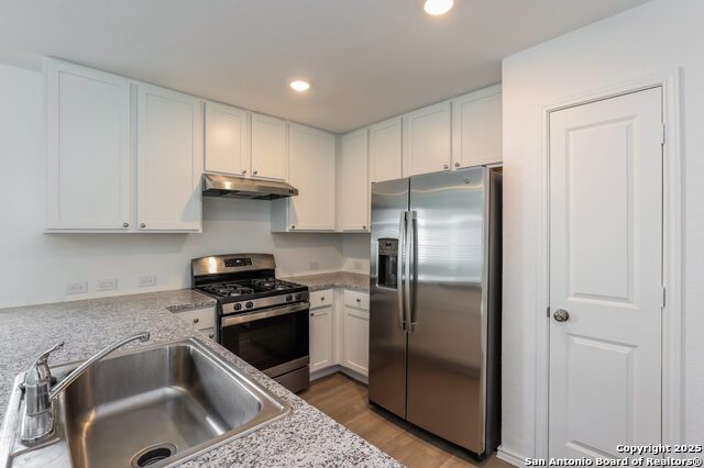 Image 5 of 13 For 4307 Fluvial Circle