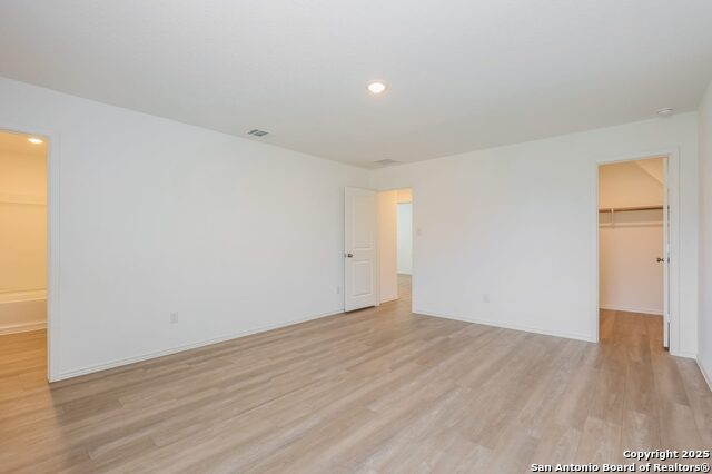 Image 8 of 13 For 4307 Fluvial Circle