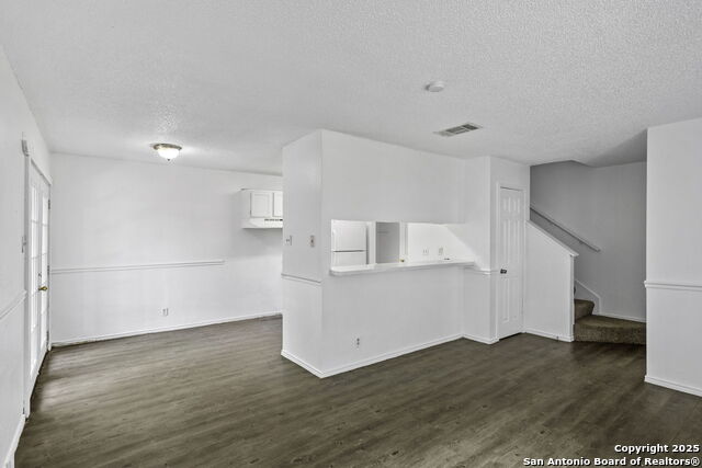 Image 7 of 19 For 5224 Meadow Field