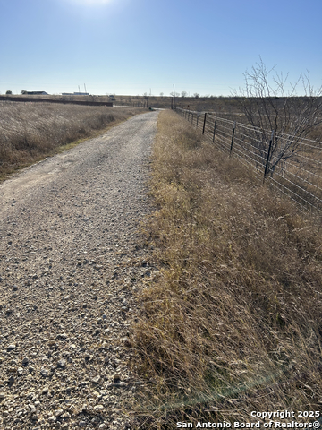 Listing photo id 0 for 17353 Fm 3353