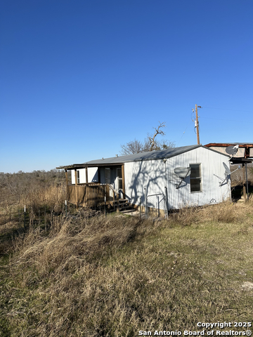 Listing photo id 1 for 17353 Fm 3353