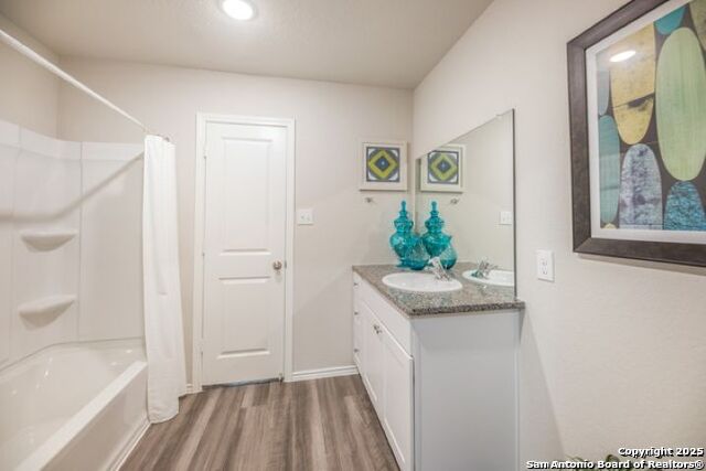 Image 17 of 22 For 212 Agave Circle