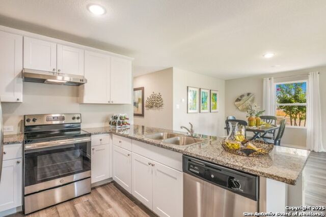 Image 8 of 22 For 212 Agave Circle