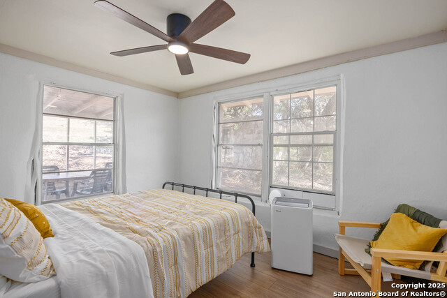 Listing photo id 13 for 14910 Bullhead Rd