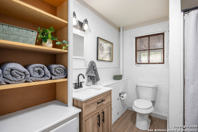 Listing photo id 15 for 14910 Bullhead Rd