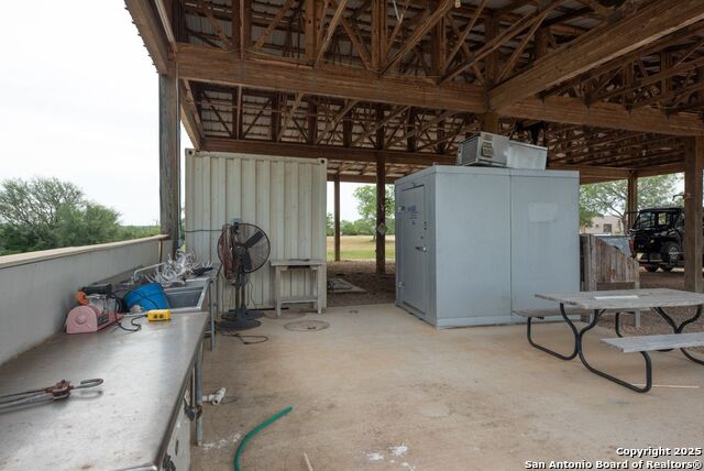 Listing photo id 8 for 4978 County Road 427