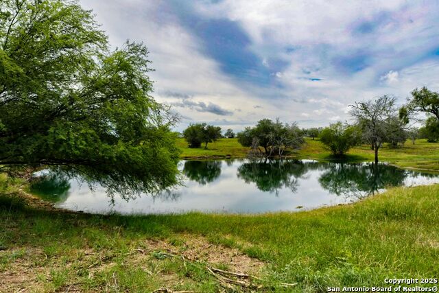Listing photo id 16 for 4978 County Road 427
