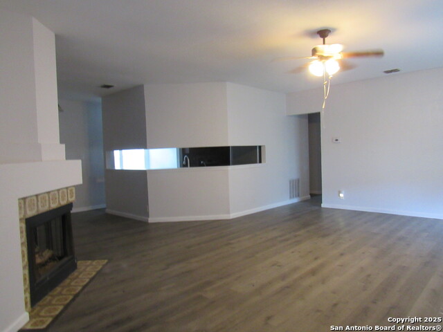 Image 21 of 55 For 7731 Clear Ridge Dr