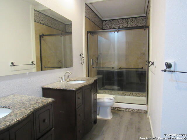 Image 43 of 55 For 7731 Clear Ridge Dr
