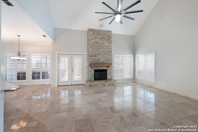 Image 12 of 28 For 18315 Rogers Pike