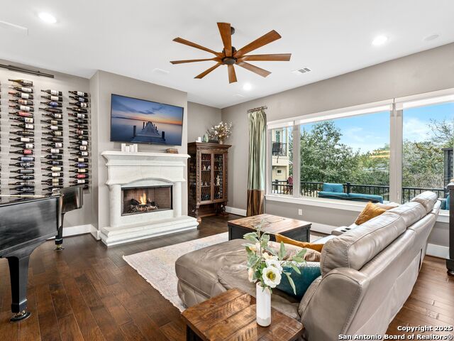 Image 3 of 48 For 4616 Avery Way