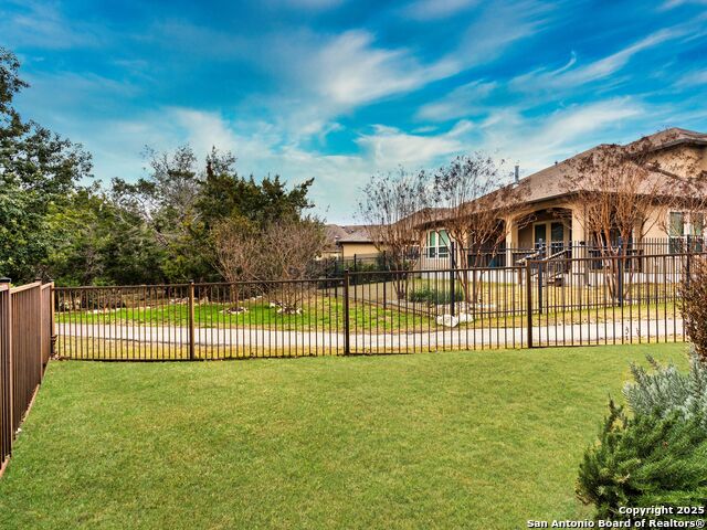 Image 31 of 48 For 4616 Avery Way
