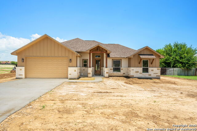 Details for 1710 Crooked Creek Drive, Pleasanton, TX 78064