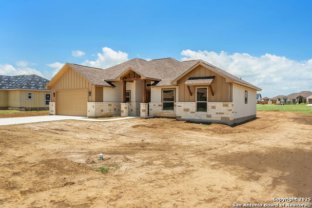 Image 2 of 27 For 1710 Crooked Creek Drive