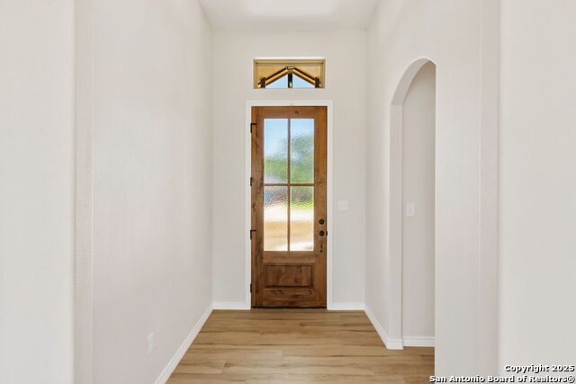 Image 4 of 27 For 1710 Crooked Creek Drive