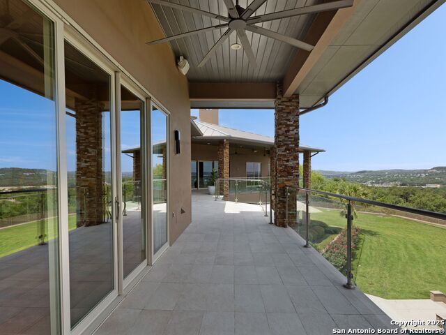 Listing photo id 35 for 11 Davenport Ln