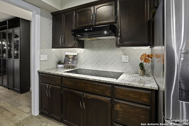 Image 18 of 50 For 2915 Quail Oak