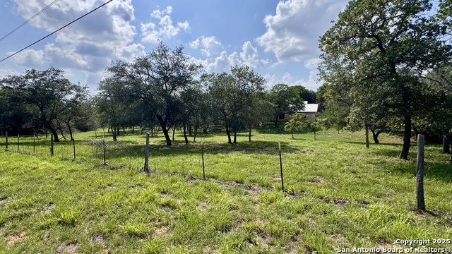 Details for 101 Chuckwagon, La Vernia, TX 78121