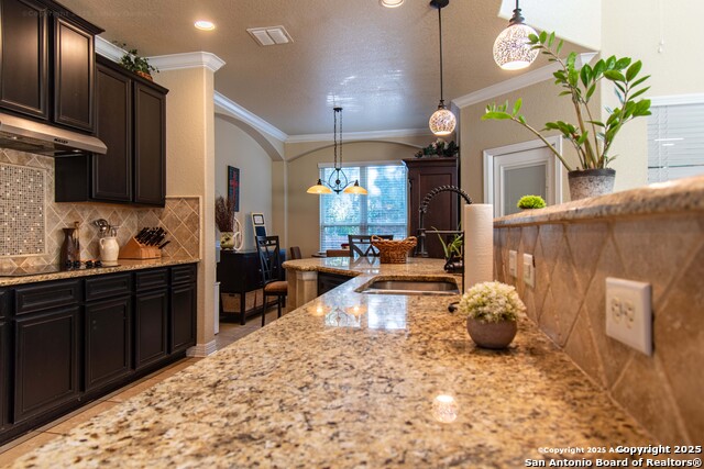 Image 3 of 24 For 8523 Kallison Arbor