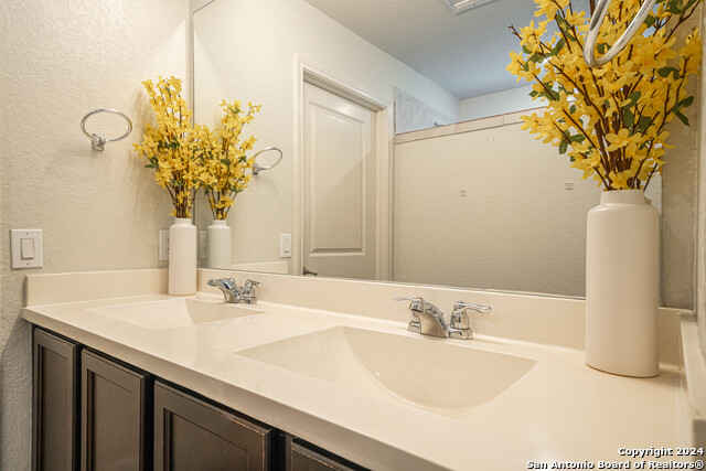 Listing photo id 22 for 7119 Magnolia Bluff